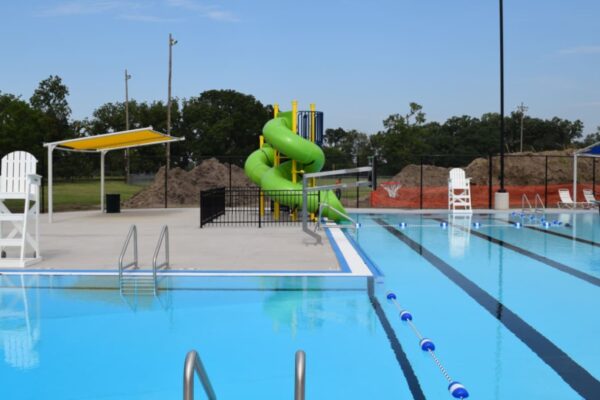 Oaklands Community Pool